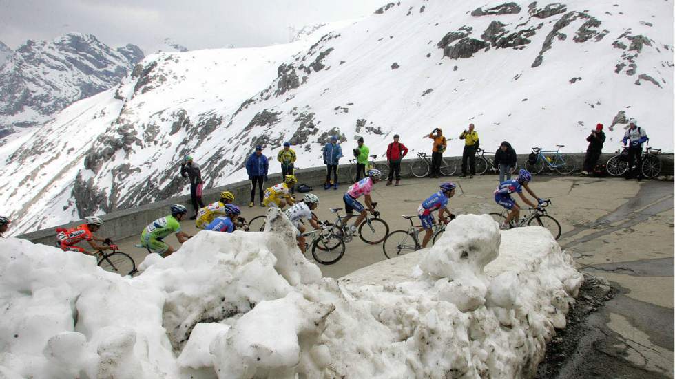 Tour d'Italie : "Le Giro, c'est la recherche du spectacle" Tour d'Italie : "Le Giro, c'est la recherche du spectacle"