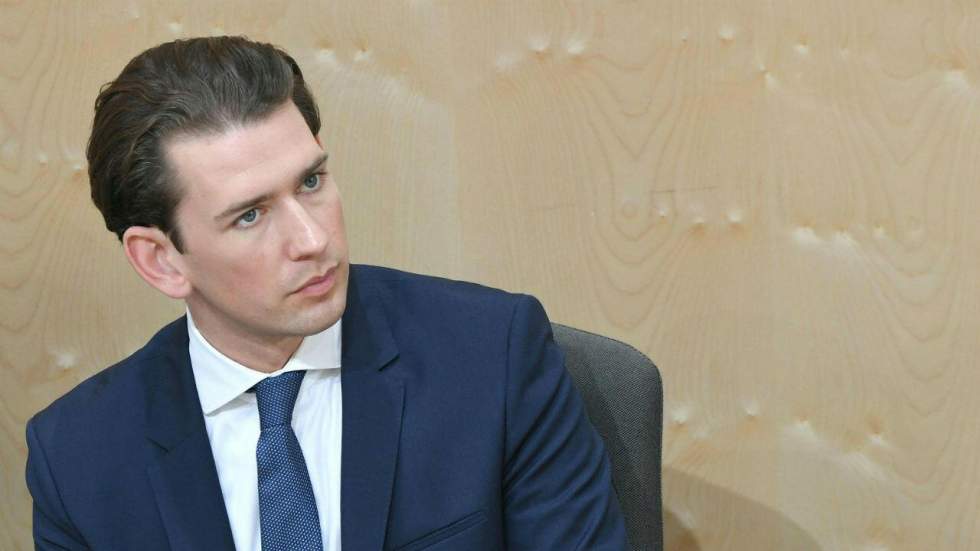 Le Parlement autrichien démet le chancelier Sebastian Kurz de ses fonctions Le Parlement autrichien démet le chancelier Sebastian Kurz de ses fonctions