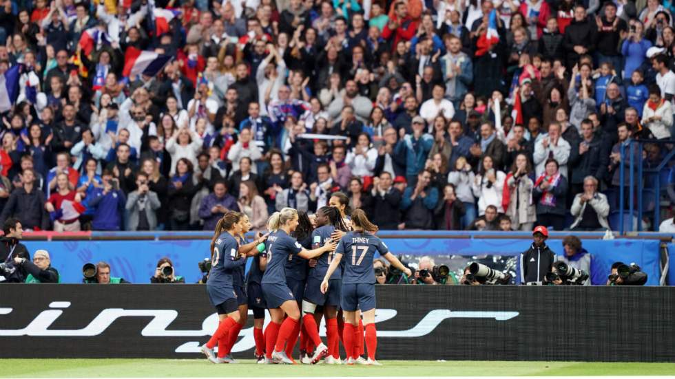 Mondial-2019 féminin : les Bleues savourent un élan populaire "historique"