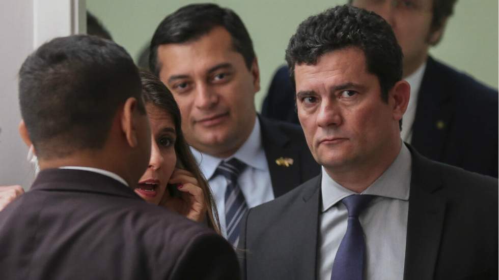 Sergio Moro, le "Monsieur Propre" du Brésil, affaibli par l'affaire Lula Sergio Moro, le "Monsieur Propre" du Brésil, affaibli par l'affaire Lula