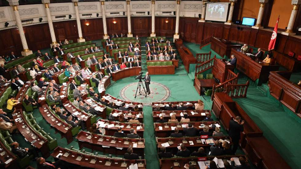 En Tunisie, un code électoral "taillé sur mesure pour éliminer certains candidats"