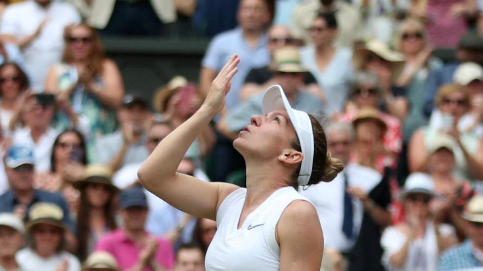 Wimbledon : Simona Halep rafle le trophée et prive Serena Williams d'un record