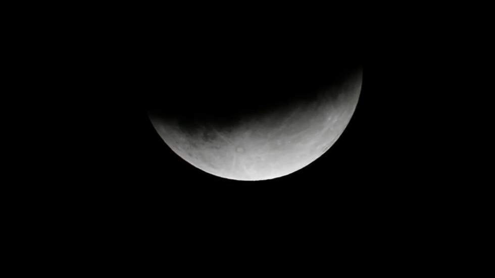 En images : l'éclipse partielle de Lune