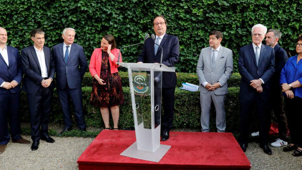 Hollande, Jospin, Aubry... Les éléphants socialistes réunis au nom de l'avenir du PS