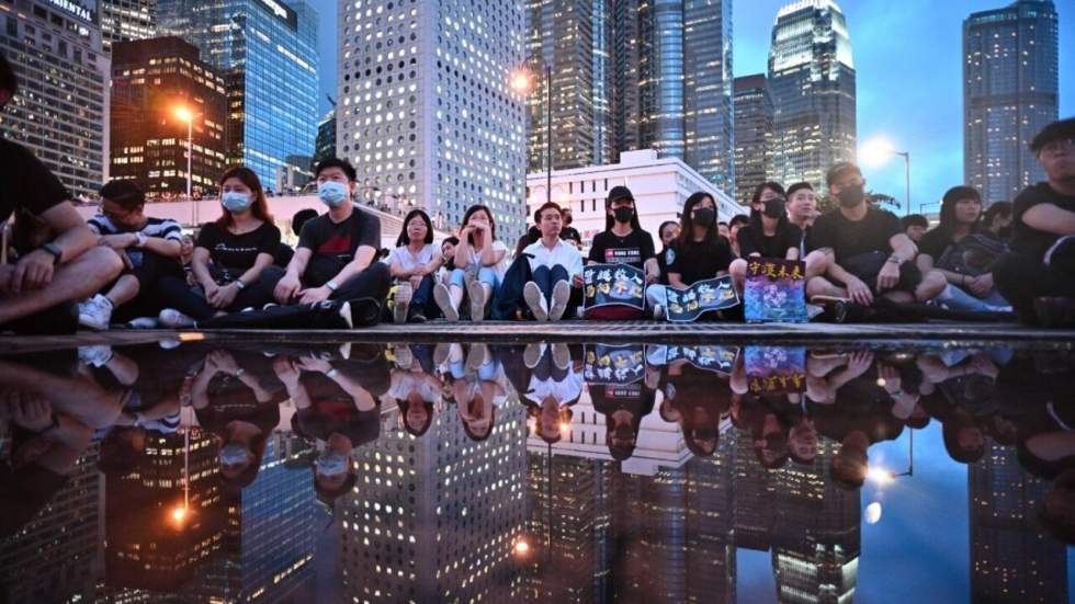 À Hong Kong, les fonctionnaires rejoignent les manifestations pro-démocratie