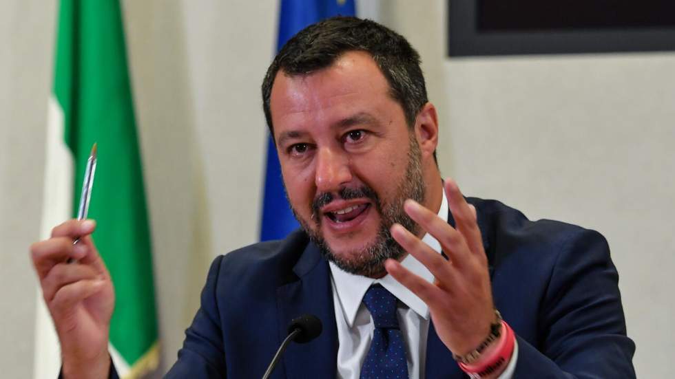 En Italie, Matteo Salvini fait éclater la coalition et exige des législatives anticipées