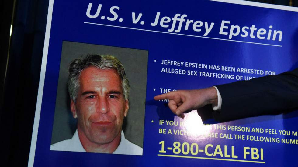 Affaire Jeffrey Epstein : le directeur de la prison muté, deux employés suspendus