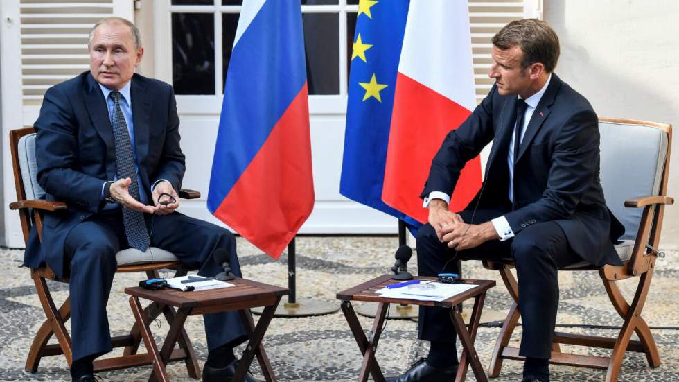 À Brégançon, Emmanuel Macron appelle Vladimir Poutine au respect de la liberté de manifester en Russie