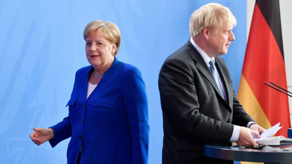 Boris Johnson à Angela Merkel : pas d'accord de Brexit sans suppression du "filet de sécurité"