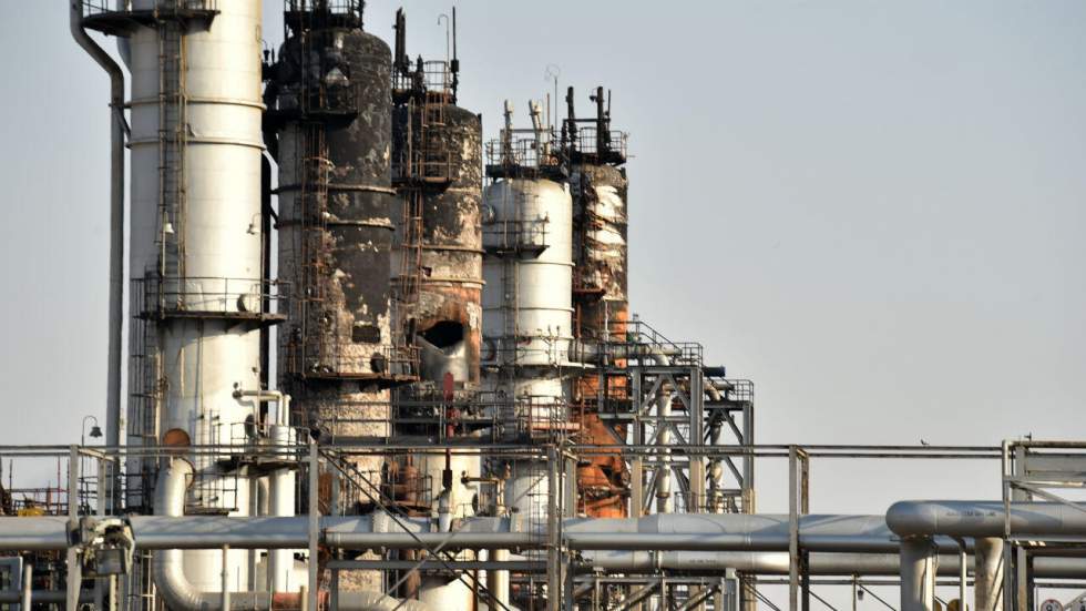 L'Arabie saoudite dévoile les dégâts sur ses sites pétroliers attaqués par des drones L'Arabie saoudite dévoile les dégâts sur ses sites pétroliers attaqués par des drones