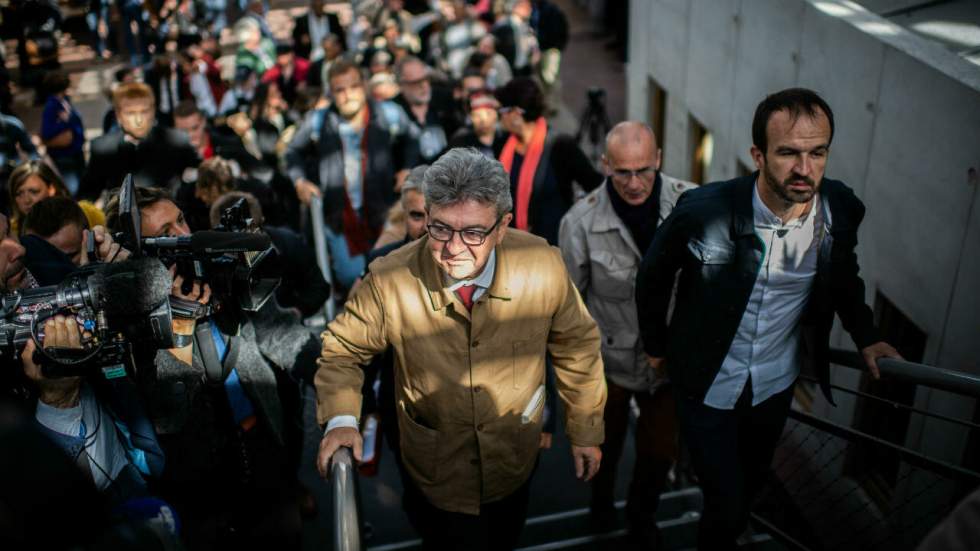 Perquisition à La France insoumise : trois mois de prison avec sursis requis contre Jean-Luc Mélenchon