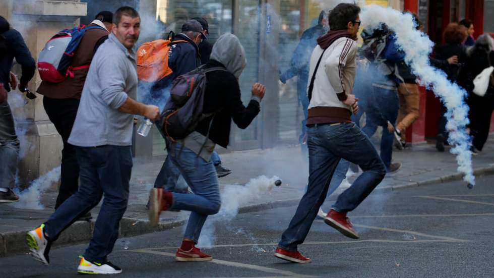 Gilets jaunes, climat, retraites : journée de manifestations tendue à Paris