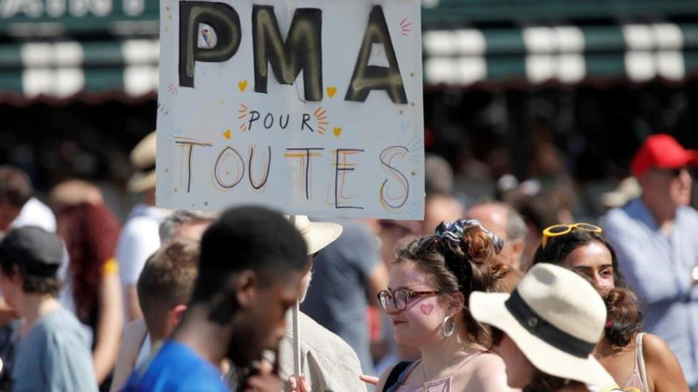 PMA : l'Académie de médecine prend position en émettant des "réserves"