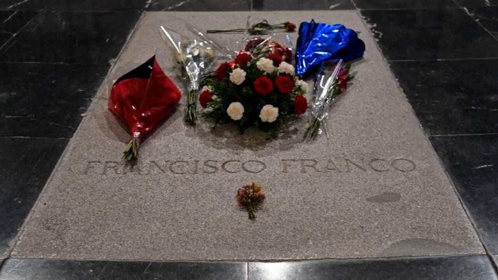 La Cour suprême espagnole donne son feu vert à l'exhumation de Franco