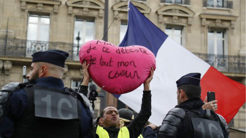 La police disperse des Gilets jaunes à Toulouse