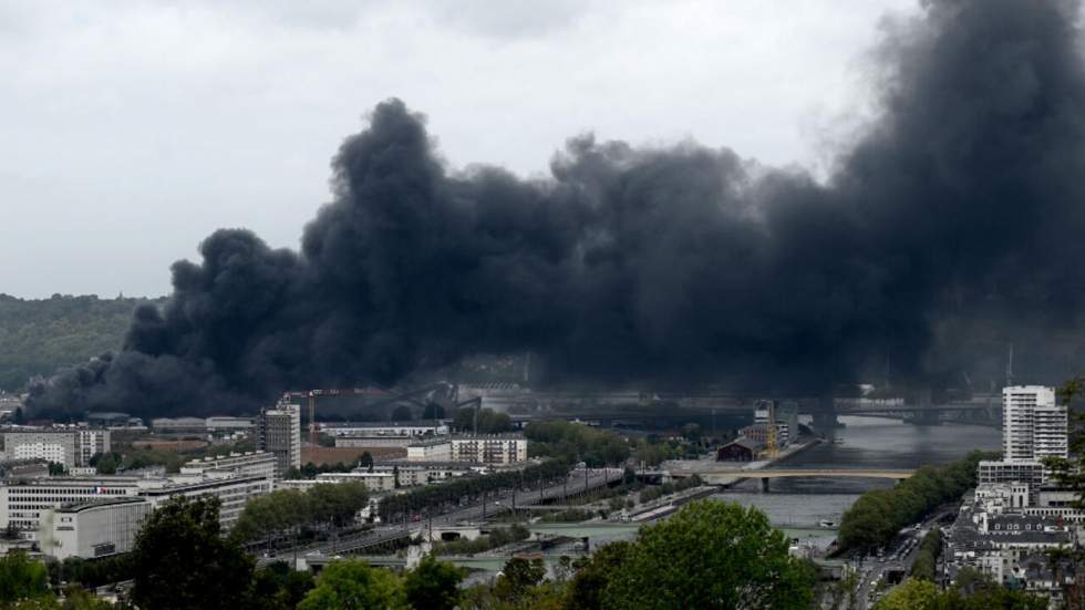 Incendie à Rouen : les associations maintiennent la pression et "exigent la vérité"