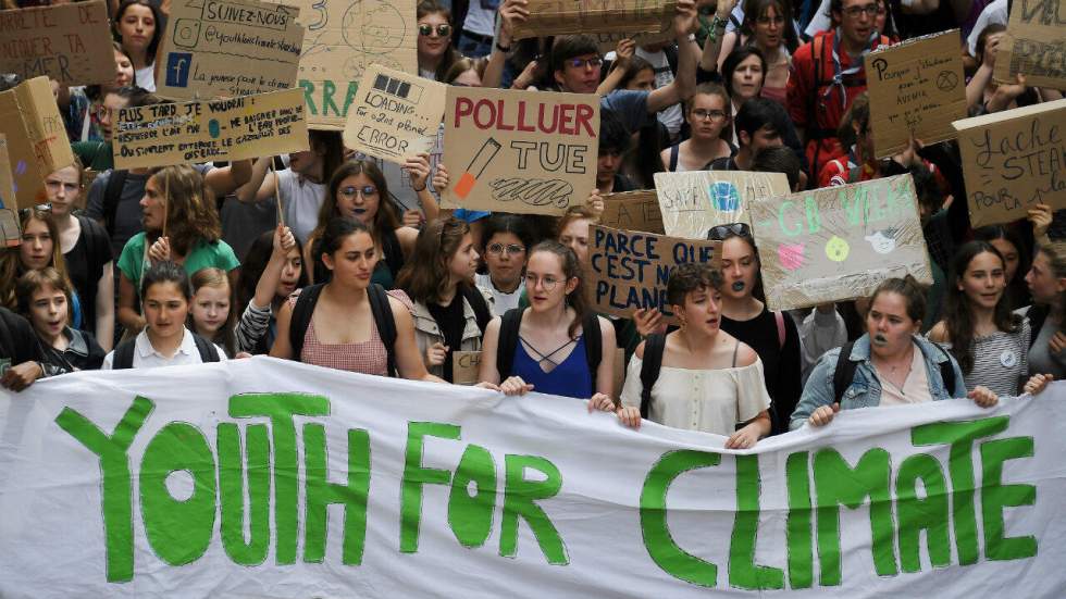 Les 150 citoyens de la Convention pour le climat débutent leurs travaux