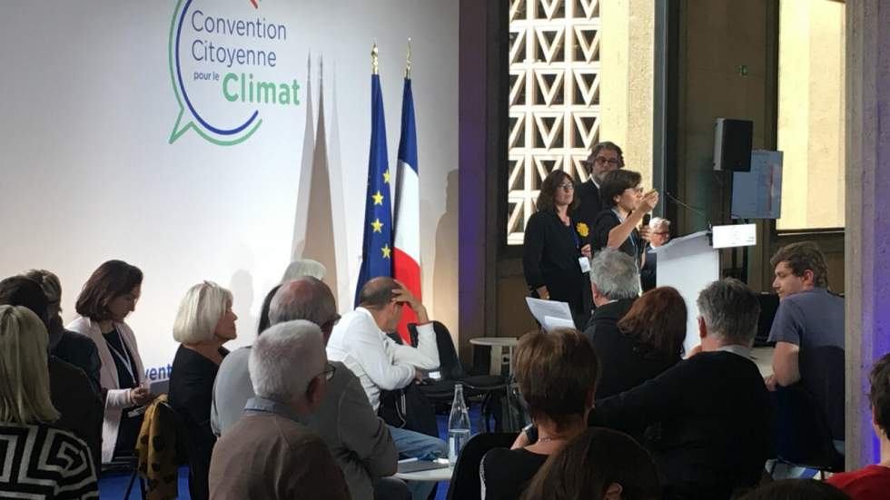 À la Convention pour le climat, des citoyens entre exaltation et scepticisme À la Convention pour le climat, des citoyens entre exaltation et scepticisme