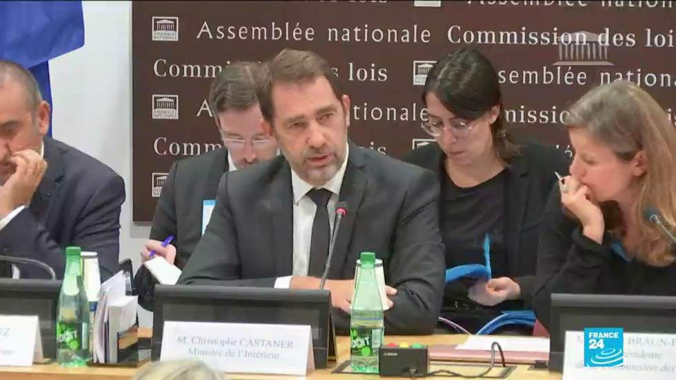 Attaque de la préfecture de police : Christophe Castaner admet "des dysfonctionnements"