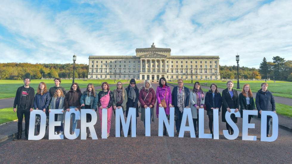 L'Irlande du Nord légalise l'avortement et le mariage homosexuel L'Irlande du Nord légalise l'avortement et le mariage homosexuel