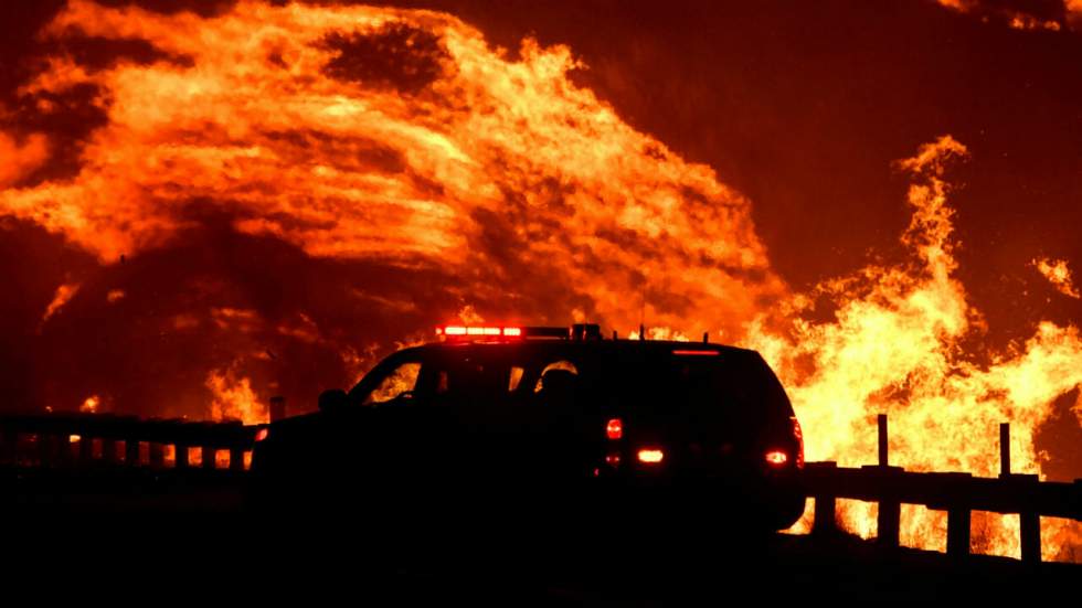 Incendies en Californie : 50 000 personnes sommées d'évacuer avant l'arrivée de vents violents