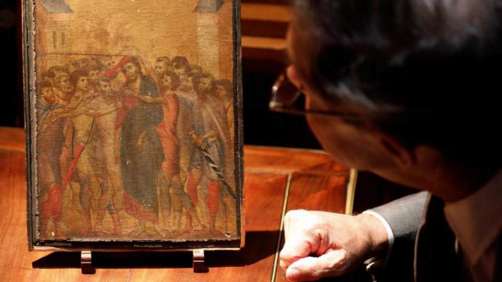 Découvert dans une cuisine, un tableau du peintre Cimabue adjugé à plus de 24 millions d'euros