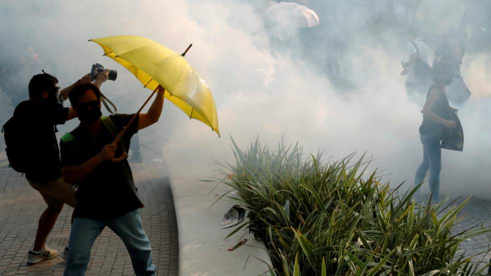 À Hong Kong, de nouvelles manifestations prodémocratie émaillées de violences À Hong Kong, de nouvelles manifestations prodémocratie émaillées de violences
