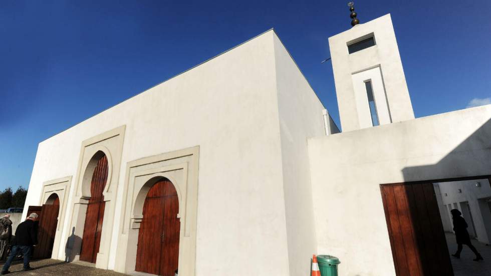 Attaque d'une mosquée à Bayonne : deux blessés graves, le suspect arrêté