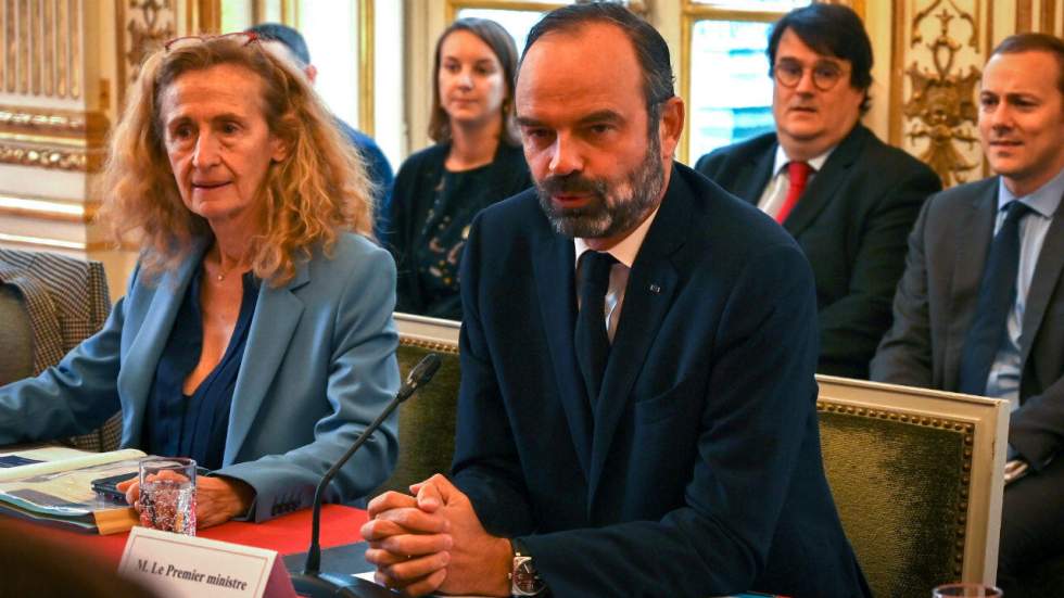 Immigration : Édouard Philippe détaille ses mesures pour "reprendre le contrôle"