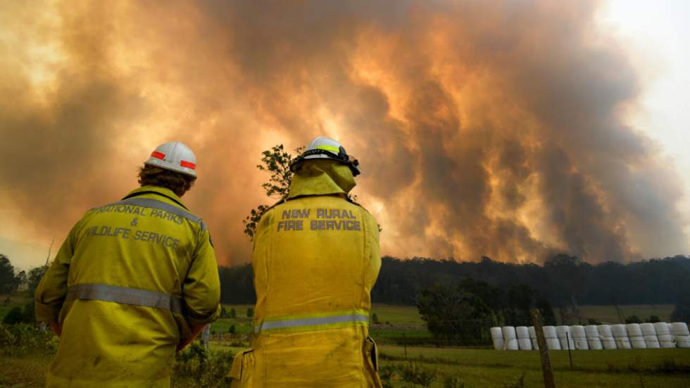 Australie : des milliers de pompiers mobilisés, les incendies se rapprochent de Sydney