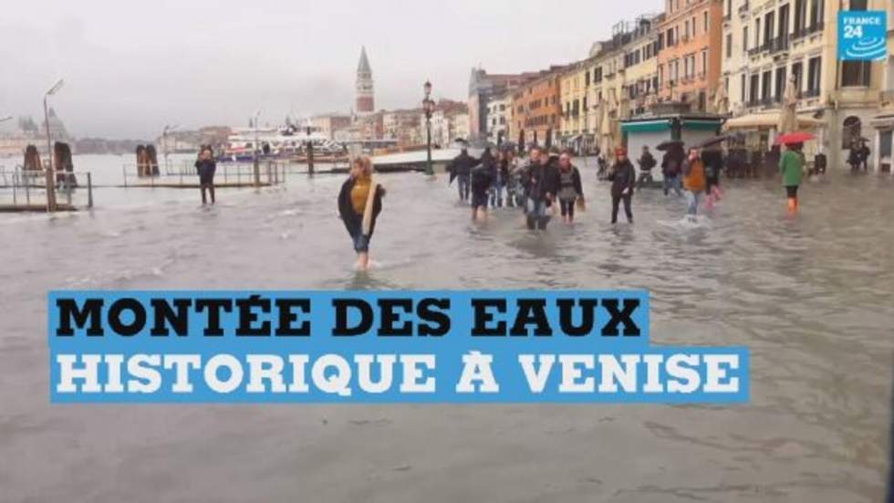 En images : Venise toujours paralysée par les eaux, la place Saint-Marc fermée En images : Venise toujours paralysée par les eaux, la place Saint-Marc fermée