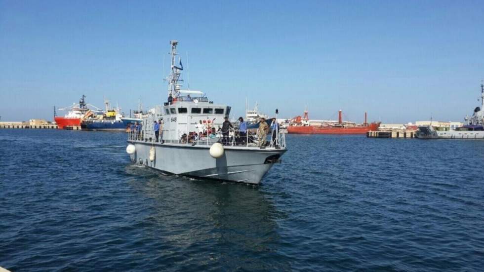 La France renonce à la livraison de six navires aux garde-côtes libyens