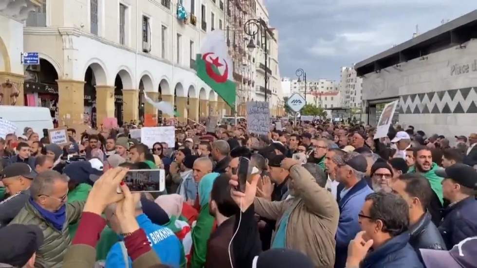 Algérie : manifestation des étudiants suite à l'élection d'Abdelmadjid Tebboune