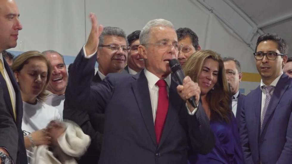 Colombie : l'automne de l'ancien président Alvaro Uribe