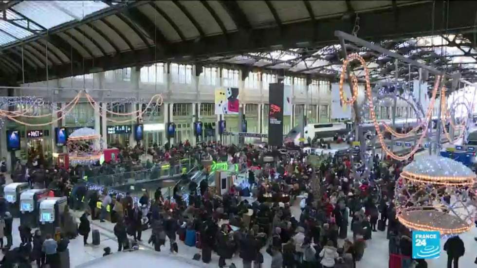 Au premier jour des vacances de Noël, pas de trêve dans la grève de la SNCF Au premier jour des vacances de Noël, pas de trêve dans la grève de la SNCF