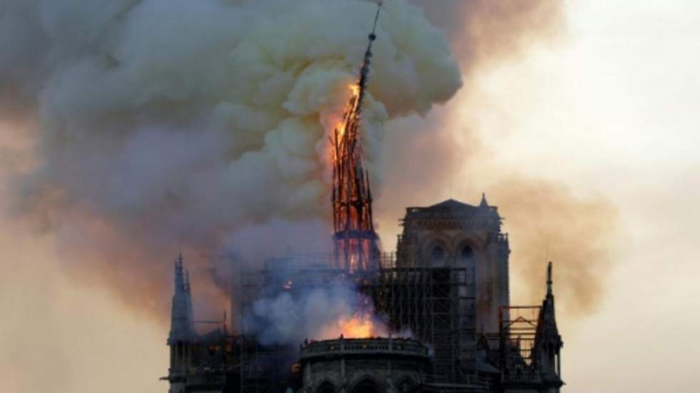 Rétro 2019 : Notre-Dame de Paris, Gilets jaunes, Jacques Chirac... une année en France Rétro 2019 : Notre-Dame de Paris, Gilets jaunes, Jacques Chirac... une année en France