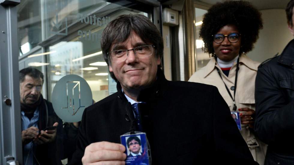 La procédure de remise à Madrid de l'indépendantiste catalan Puigdemont suspendue par un juge belge La procédure de remise à Madrid de l'indépendantiste catalan Puigdemont suspendue par un juge belge