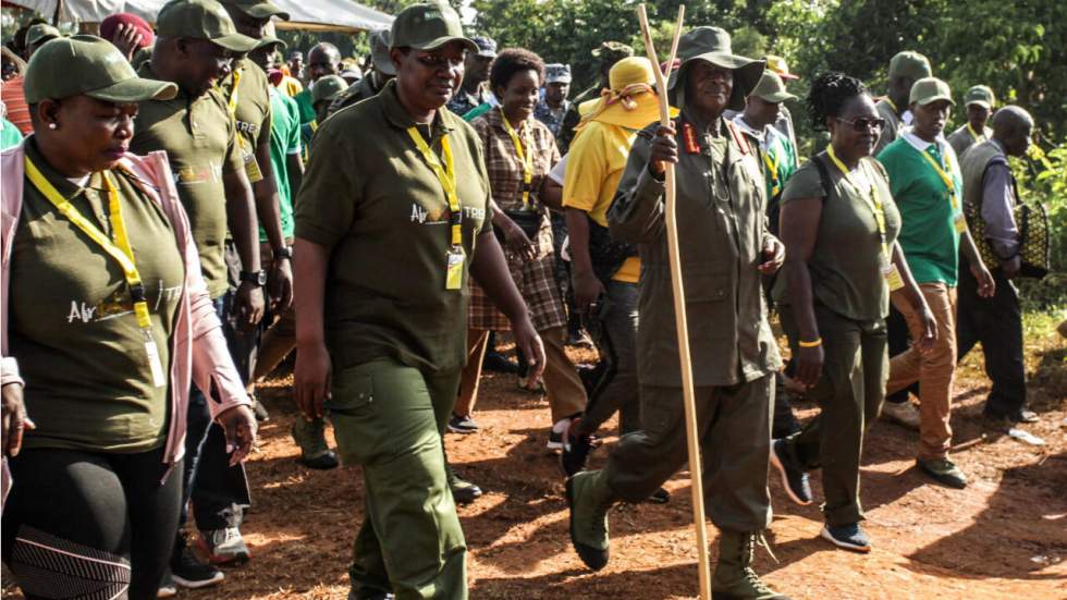 Le président ougandais va marcher six jours dans la jungle, dans les pas de son ex-guérilla