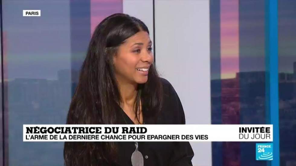 Tatiana Brillant, ex-négociatrice du Raid : "Il n’y a pas de négociation spécifique pour les terroristes" Tatiana Brillant, ex-négociatrice du Raid : "Il n’y a pas de négociation spécifique pour les terroristes"