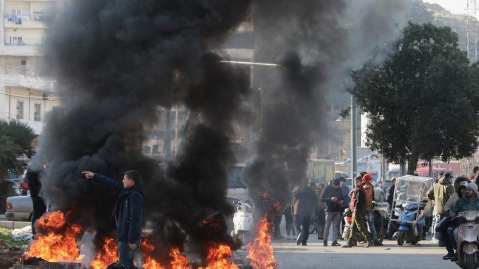 Rassemblements étudiants, axes routiers coupés : nouvelle journée de colère au Liban Rassemblements étudiants, axes routiers coupés : nouvelle journée de colère au Liban