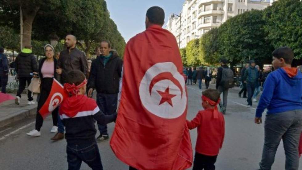 En Tunisie, neuf ans après la révolution, la démocratie piétine