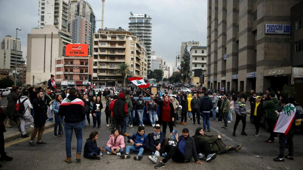 Liban : près de la Banque centrale, nouvelles manifestations contre la crise économique