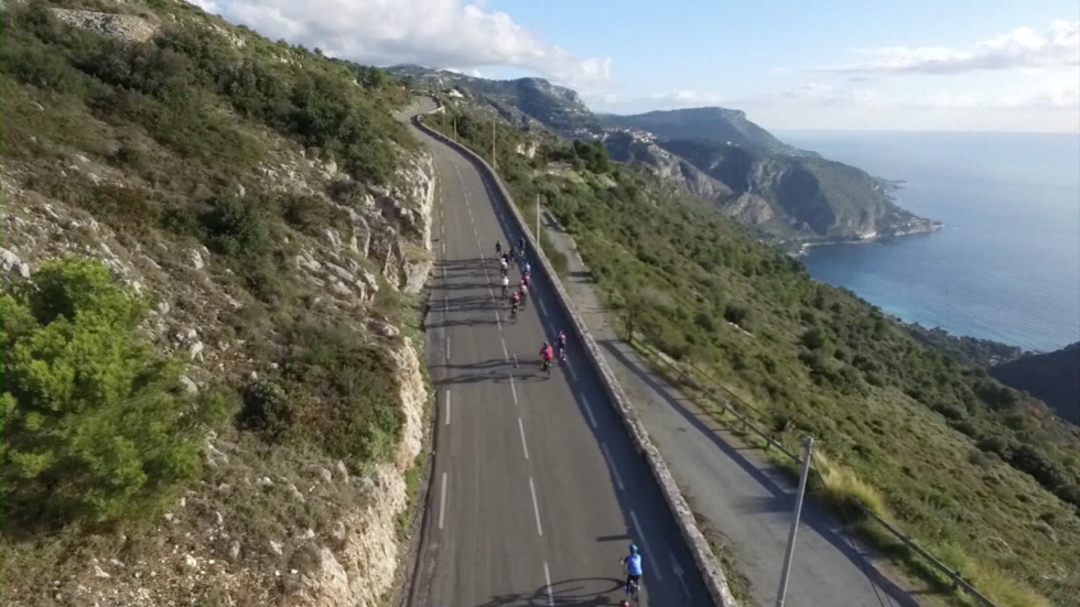 La Riviera vue des corniches : des vues à couper le souffle !