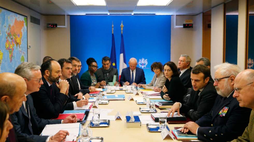Coronavirus : 100 cas en France, le gouvernement annonce de nouvelles mesures Coronavirus : 100 cas en France, le gouvernement annonce de nouvelles mesures
