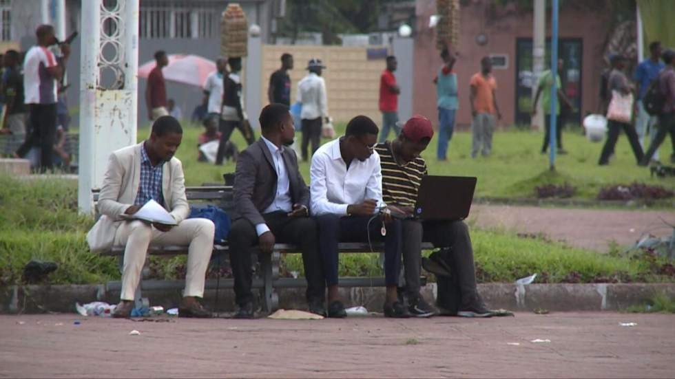 Coronavirus : la RD Congo ferme ses écoles, des premiers cas au Niger et au Tchad