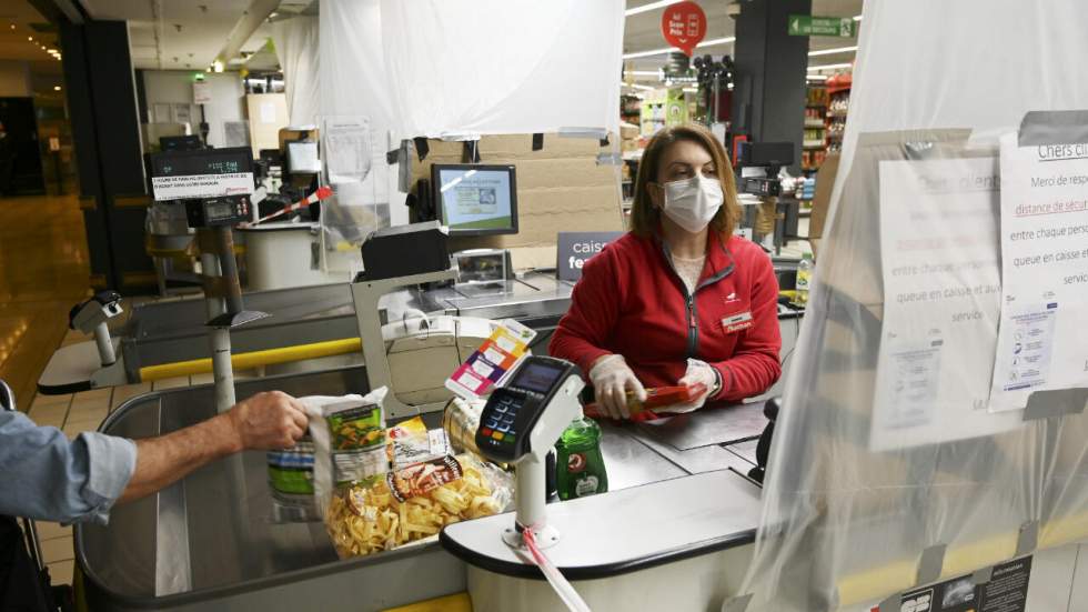 Coronavirus : une prime pour les employés de la grande distribution, premier décès dans le secteur Coronavirus : une prime pour les employés de la grande distribution, premier décès dans le secteur