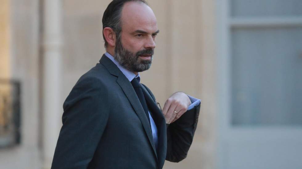 Coronavirus : Édouard Philippe alerte sur "la vague extrêmement élevée" qui "déferle" sur la France