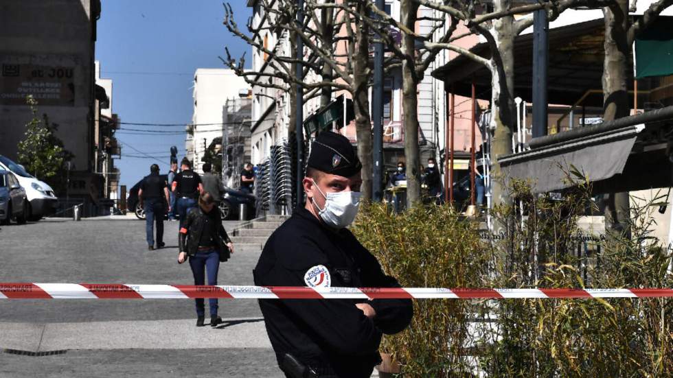 France : une attaque au couteau fait deux morts dans la Drôme, le parquet antiterroriste saisi France : une attaque au couteau fait deux morts dans la Drôme, le parquet antiterroriste saisi
