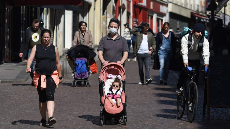 Port généralisé de masques : "Il faut tout faire pour éviter une deuxième vague" de Covid-19