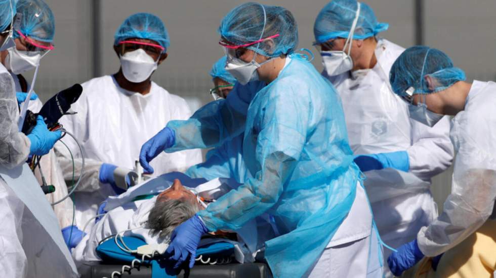 Covid-19 : 635 décès en 24 h en France, nouvelle baisse du nombre de patients en réanimation Covid-19 : 635 décès en 24 h en France, nouvelle baisse du nombre de patients en réanimation